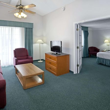 La Quinta Inn By Wyndham Omaha West מראה חיצוני תמונה
