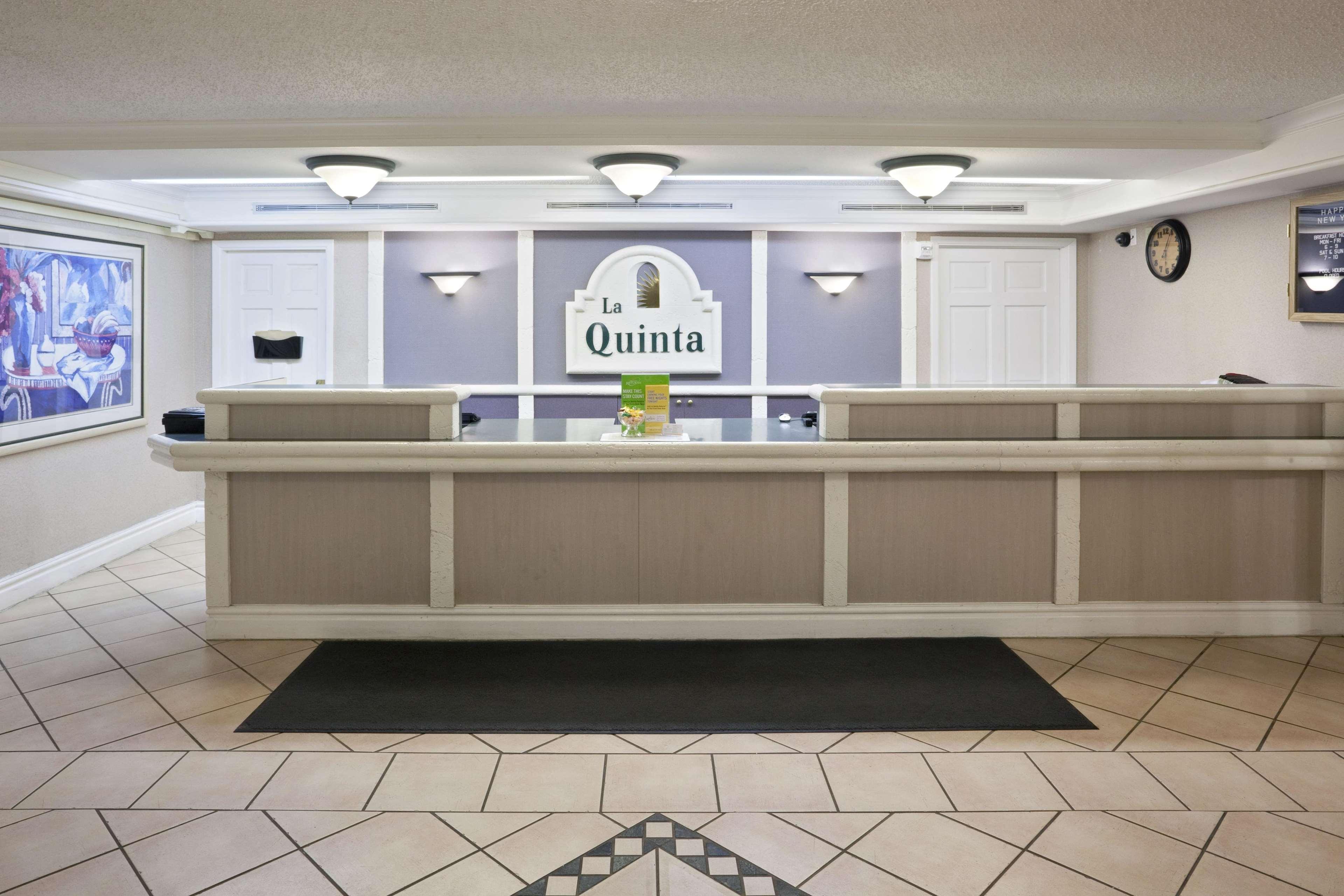 La Quinta Inn By Wyndham Omaha West מראה חיצוני תמונה